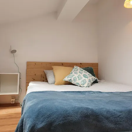 W Dolnym Sopocie & Parking *